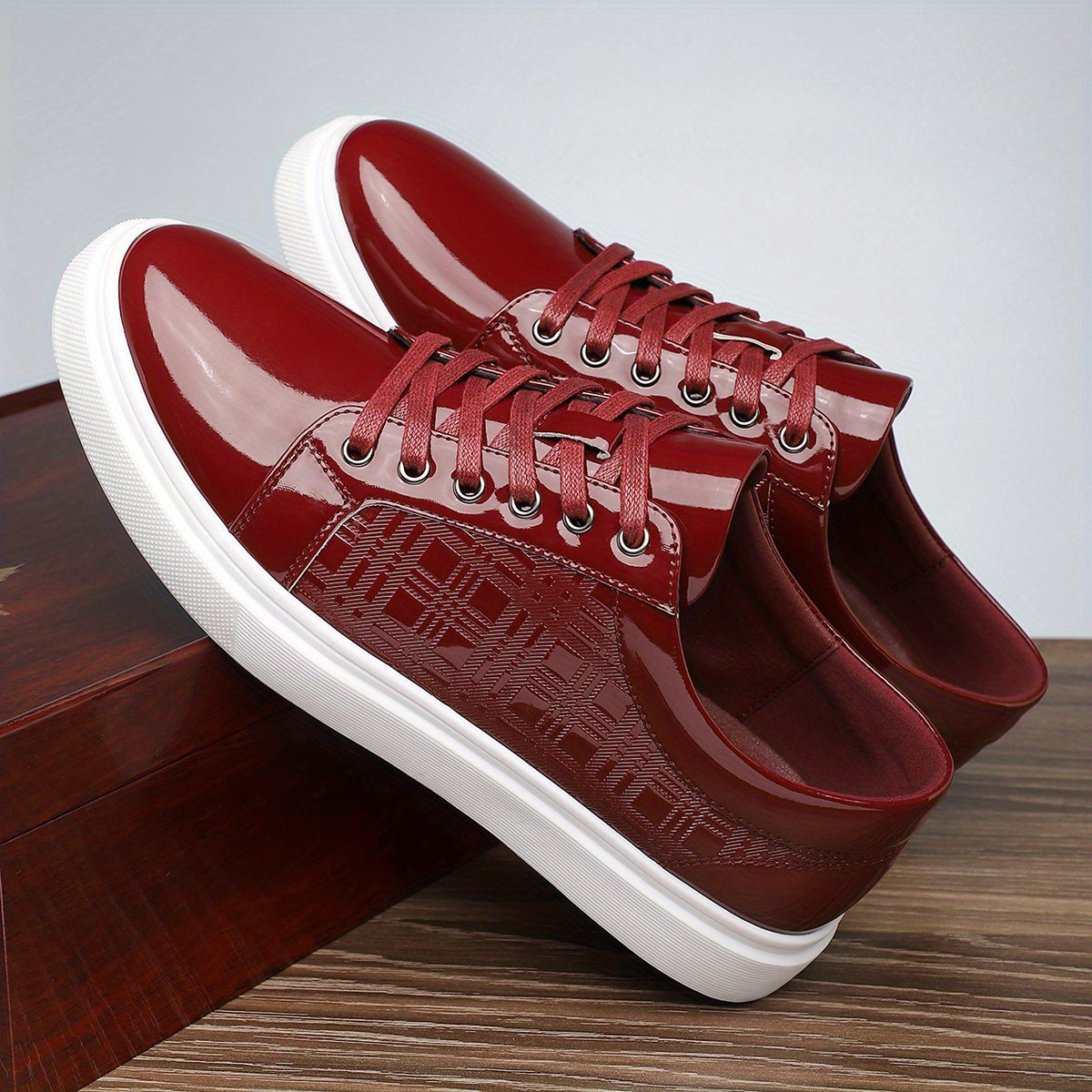 Zapatos elegantes de piel