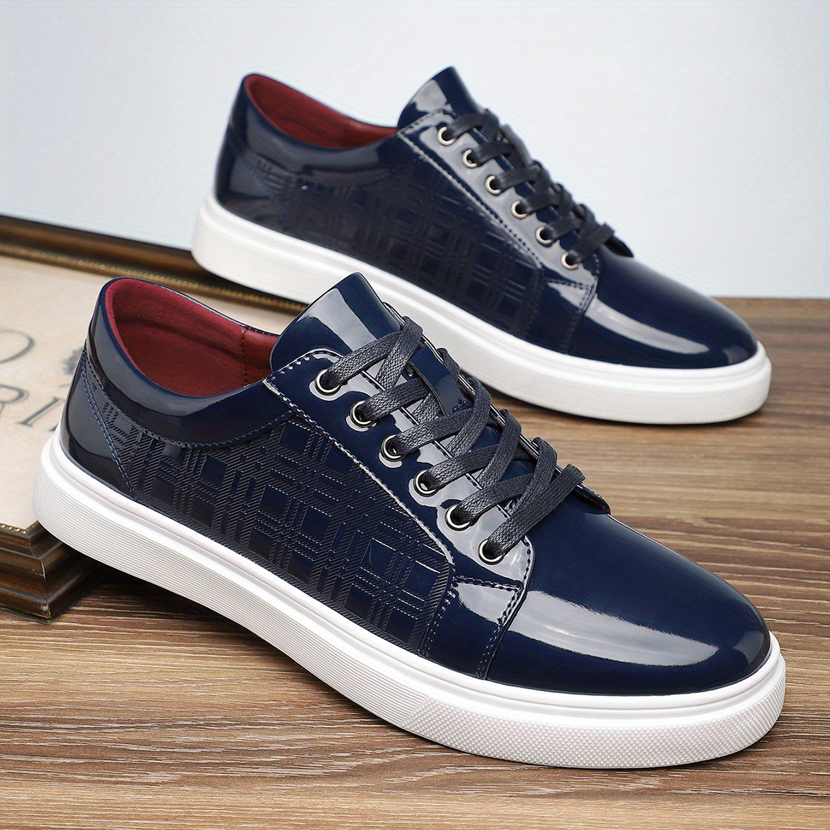 Zapatos elegantes de piel