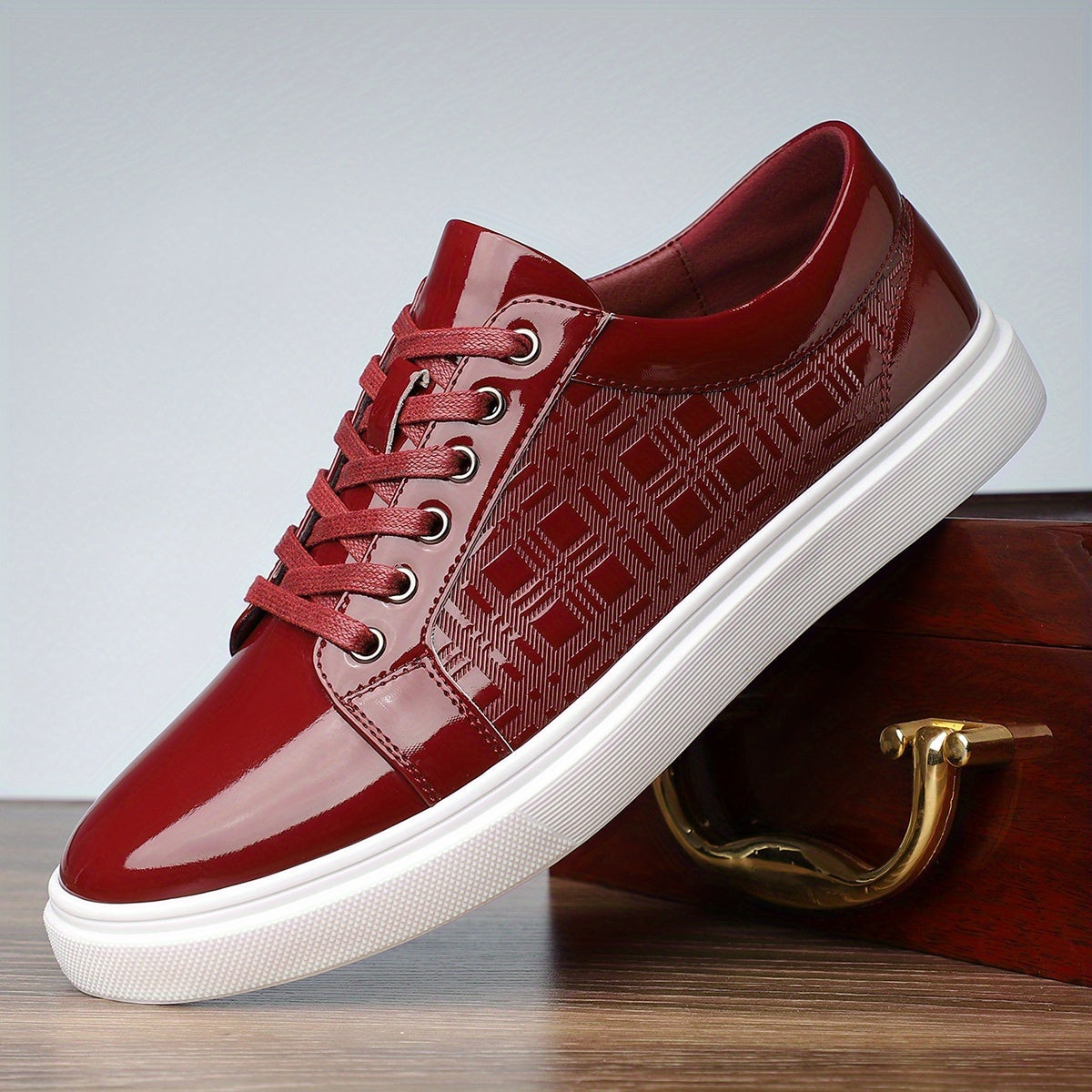 Zapatos elegantes de piel