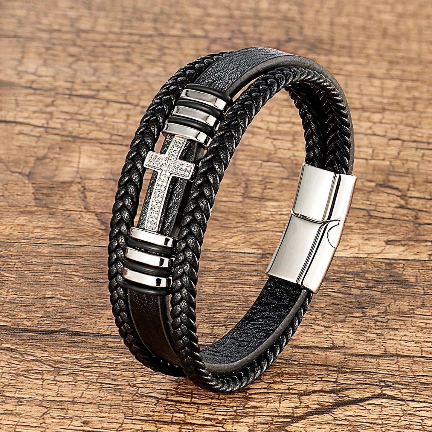 Pulsera clásica con colgante de la cruz de Jesús