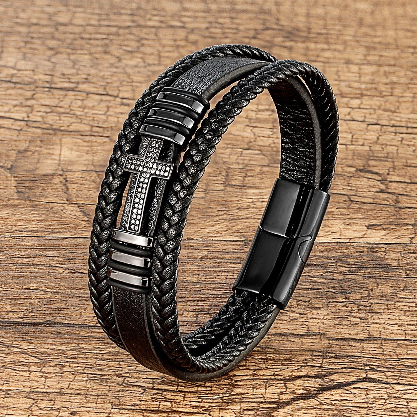 Pulsera clásica con colgante de la cruz de Jesús