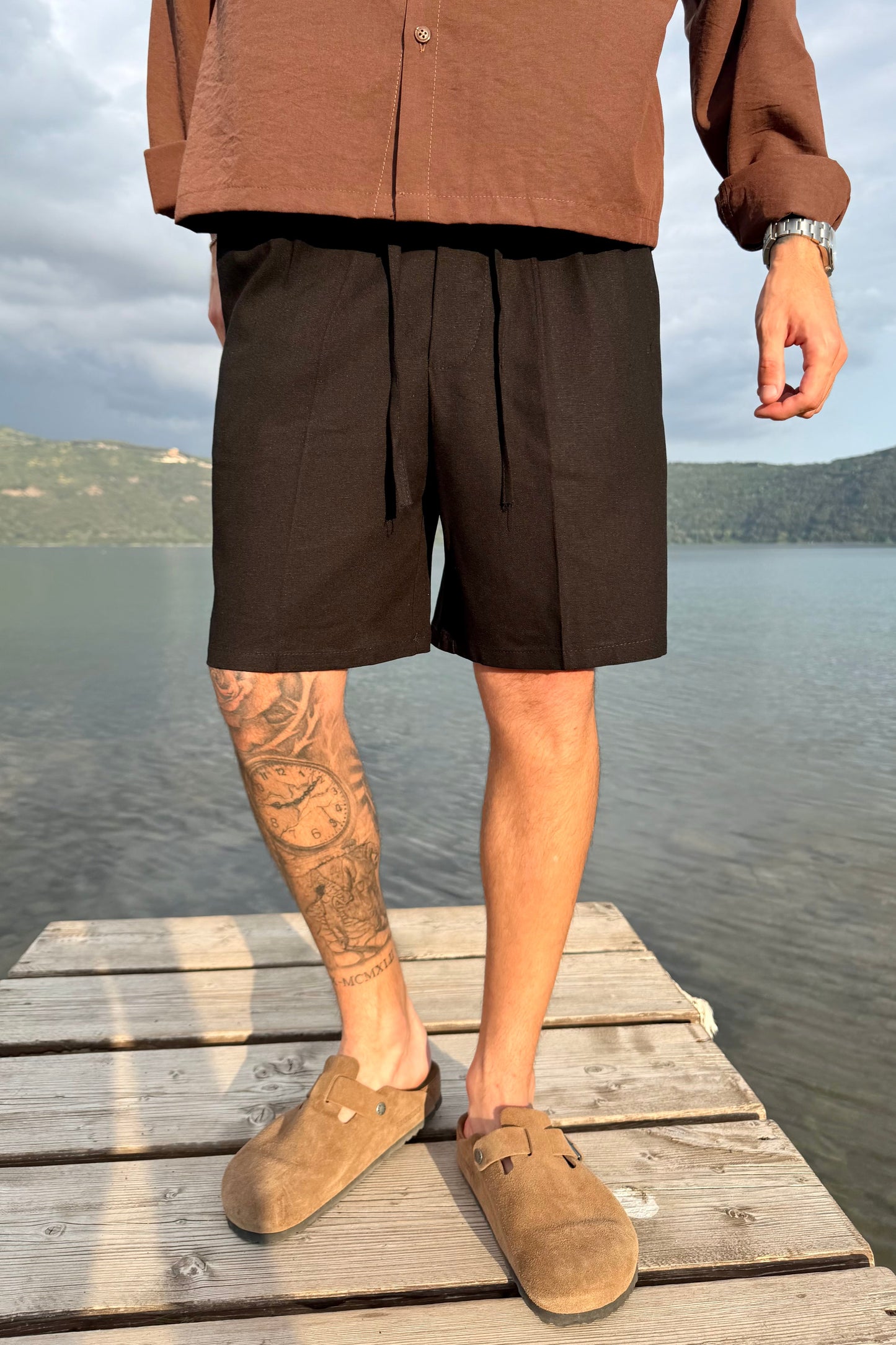 Pantalón Corto de Lino Negro