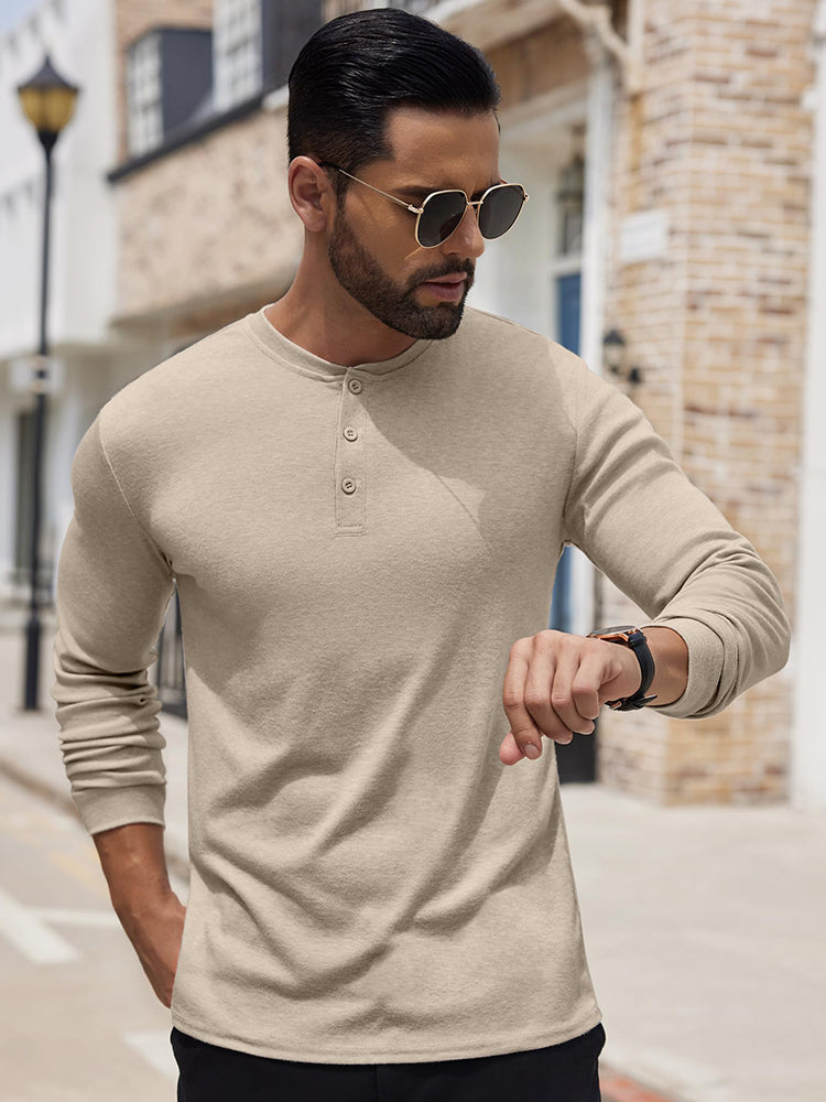Camiseta Tipo Henley Ligera y Moderna