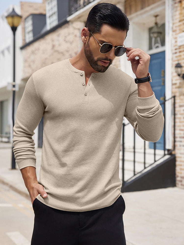 Camiseta Tipo Henley Ligera y Moderna
