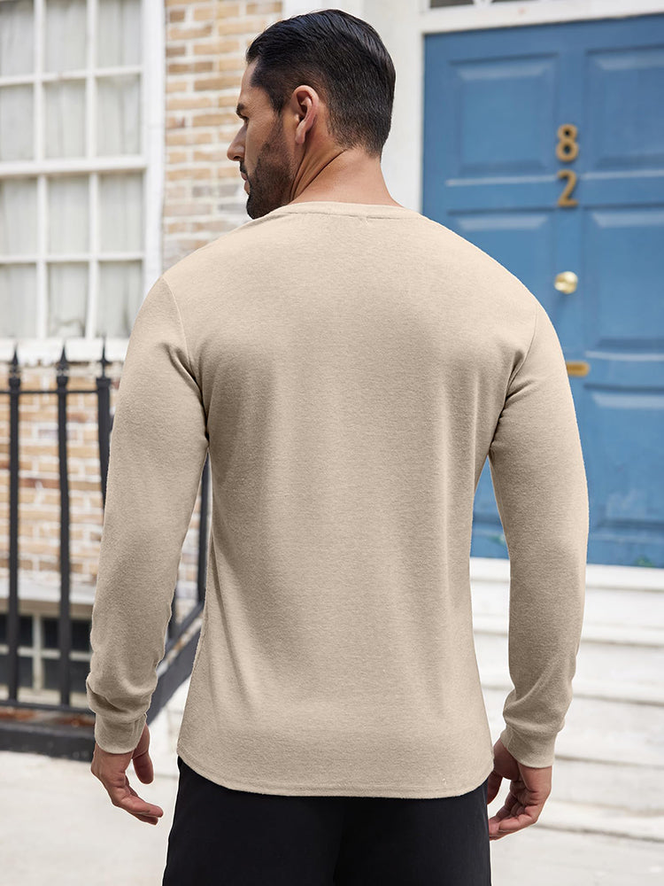 Camiseta Tipo Henley Ligera y Moderna