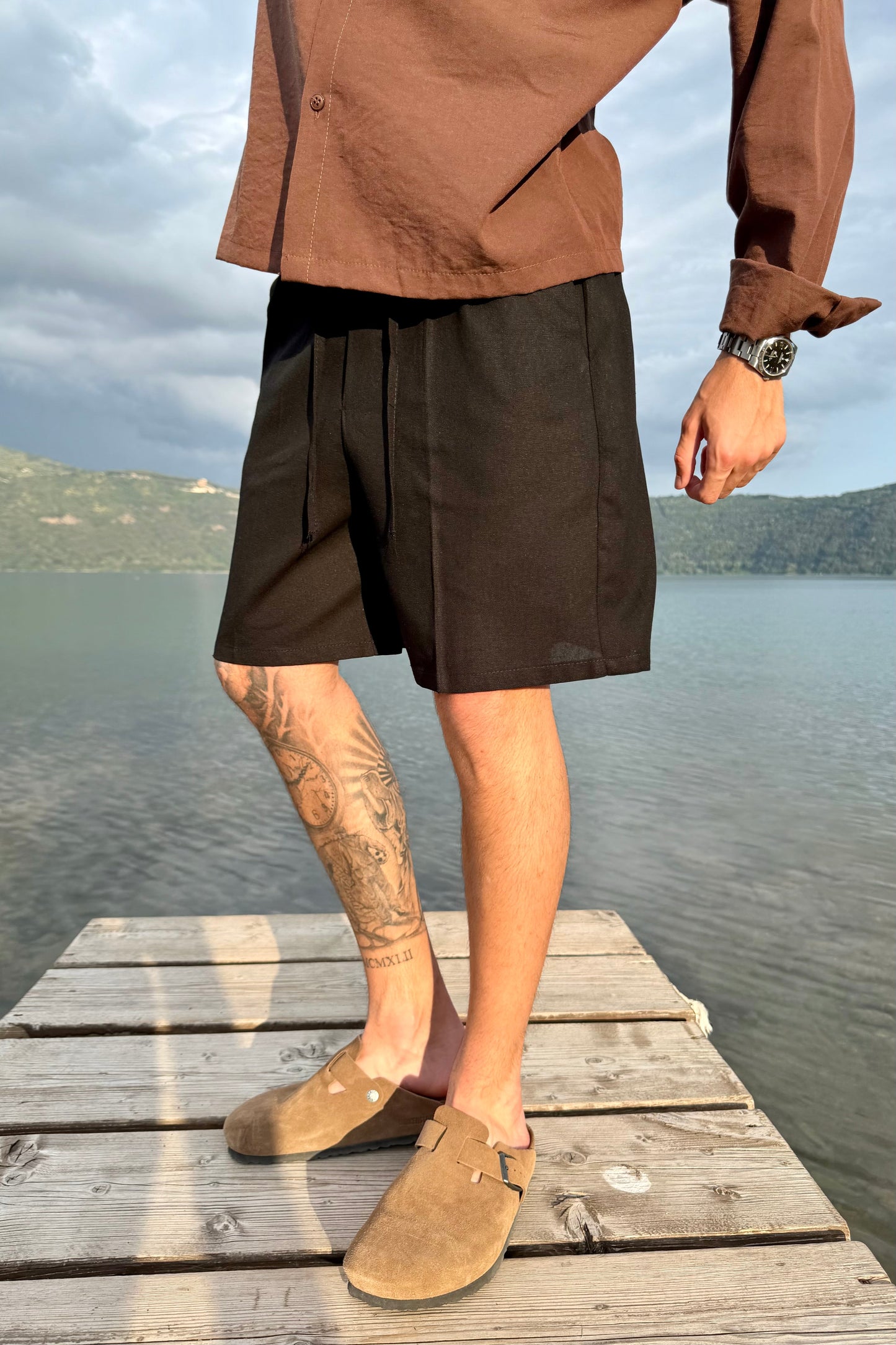 Pantalón Corto de Lino Negro