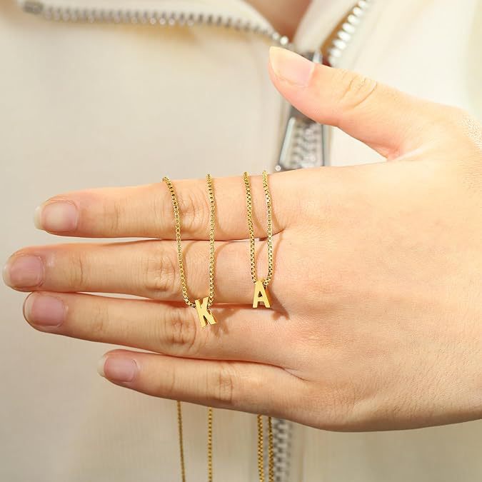 Amor Letra Inicial Collar | Oro