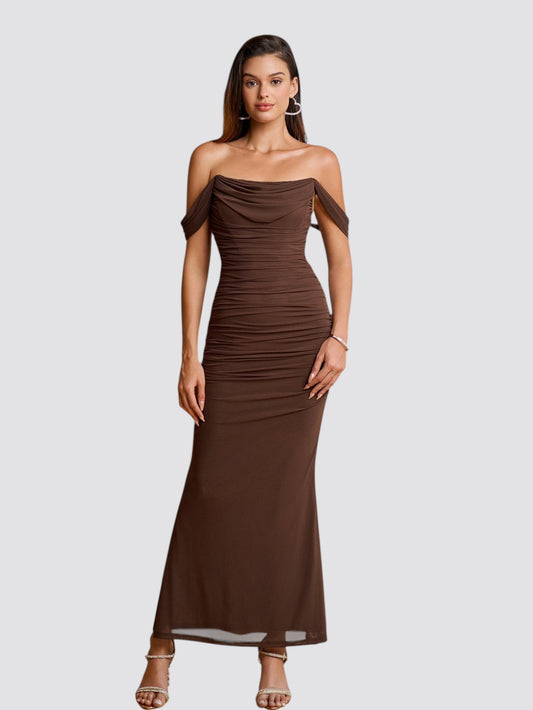 Vestido Bodycon Ajustado con Hombros Descubiertos, Fruncido y Cremallera Trasera