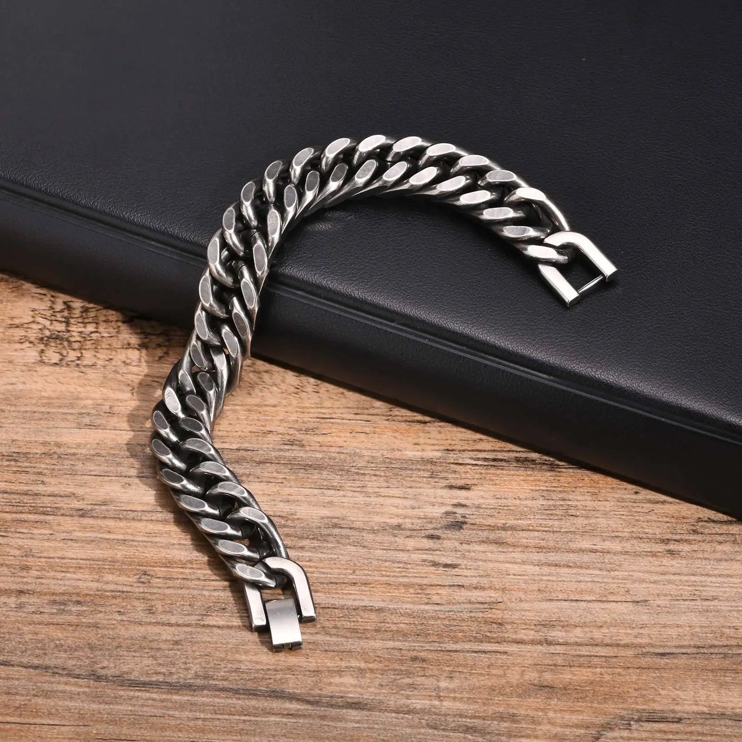 Pulsera de acero inoxidable para hombre