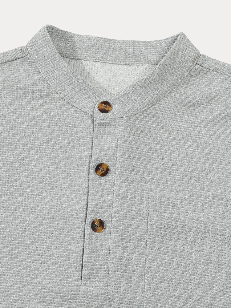 Camisa Henley Informal con Textura waffle