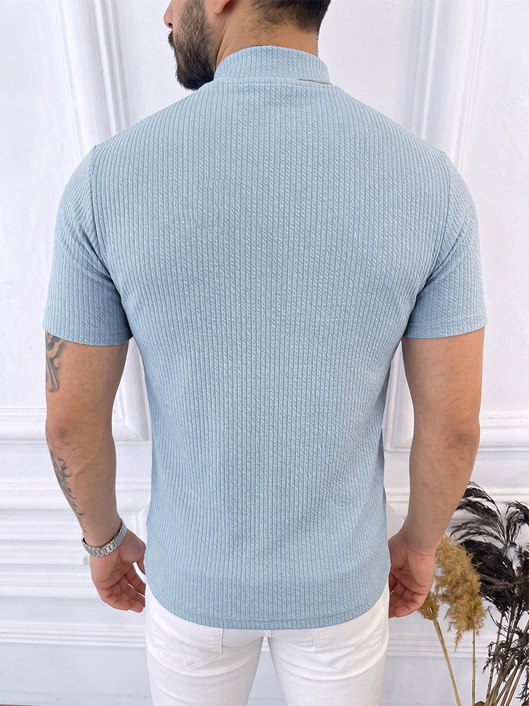 Camiseta de Manga Corta con Cuello Alto y Punto Trenzado Vertical