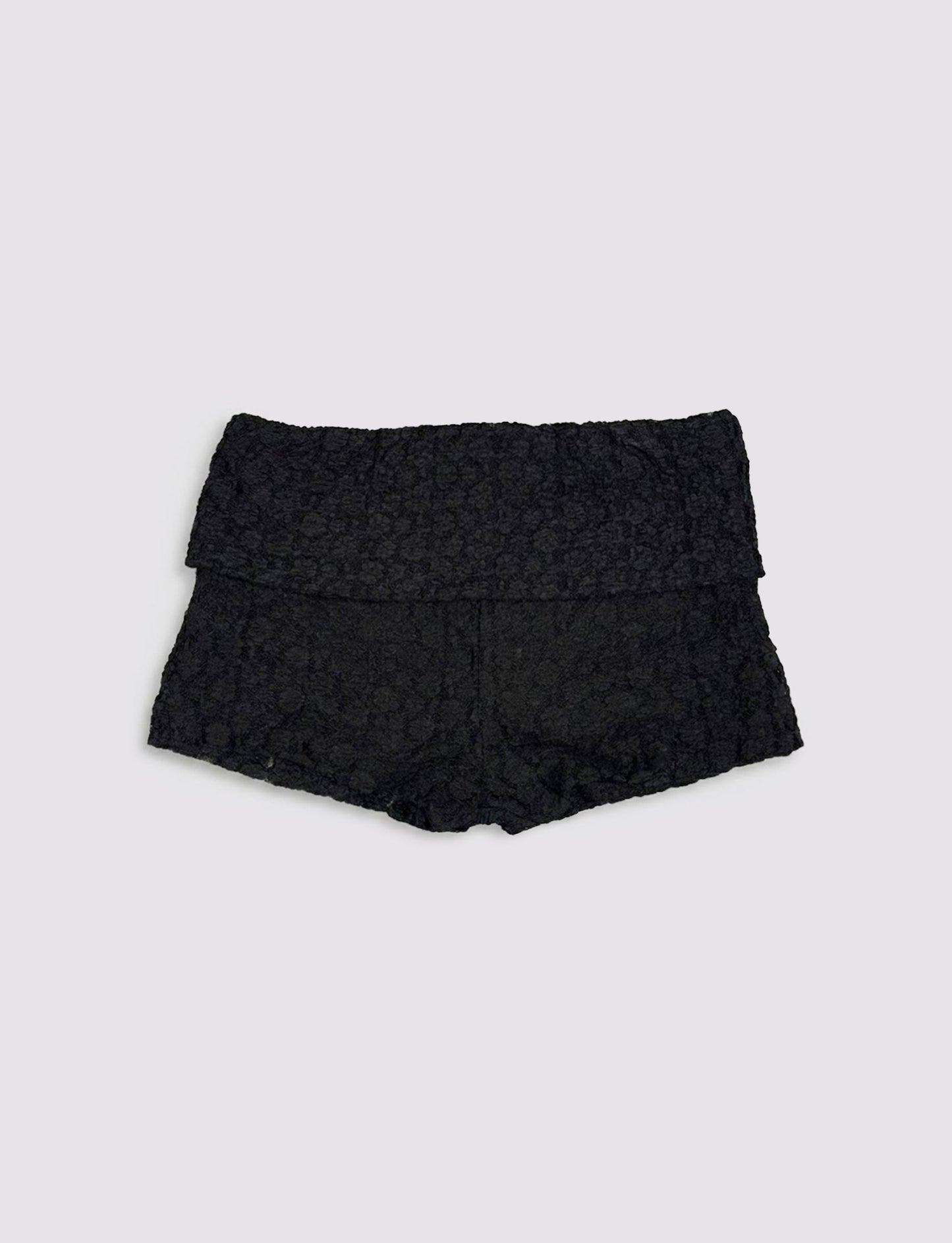 Short nero in pizzo