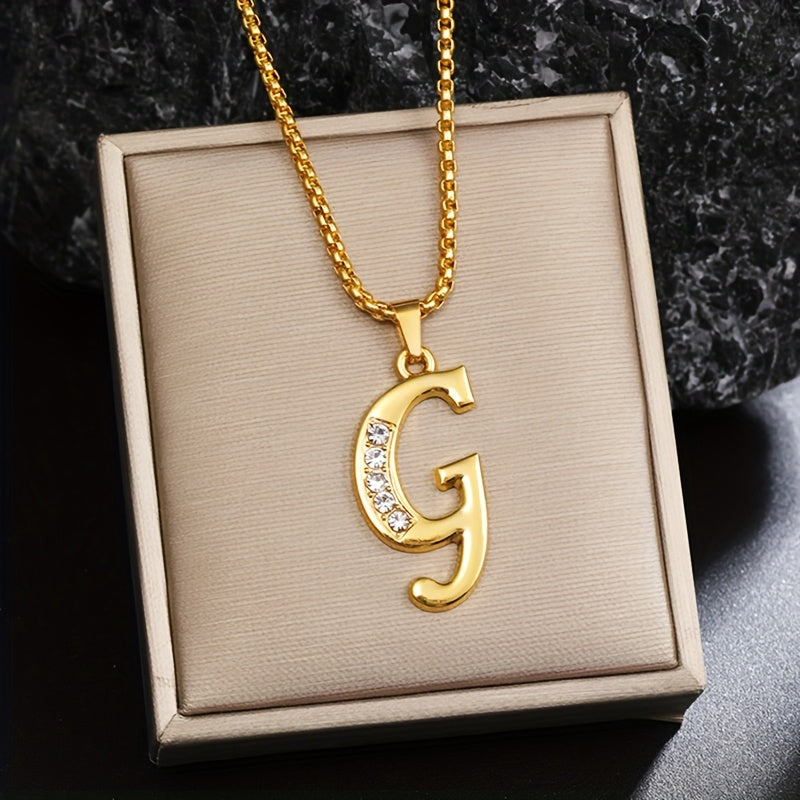Cristal Accent Inicial Collar | Oro