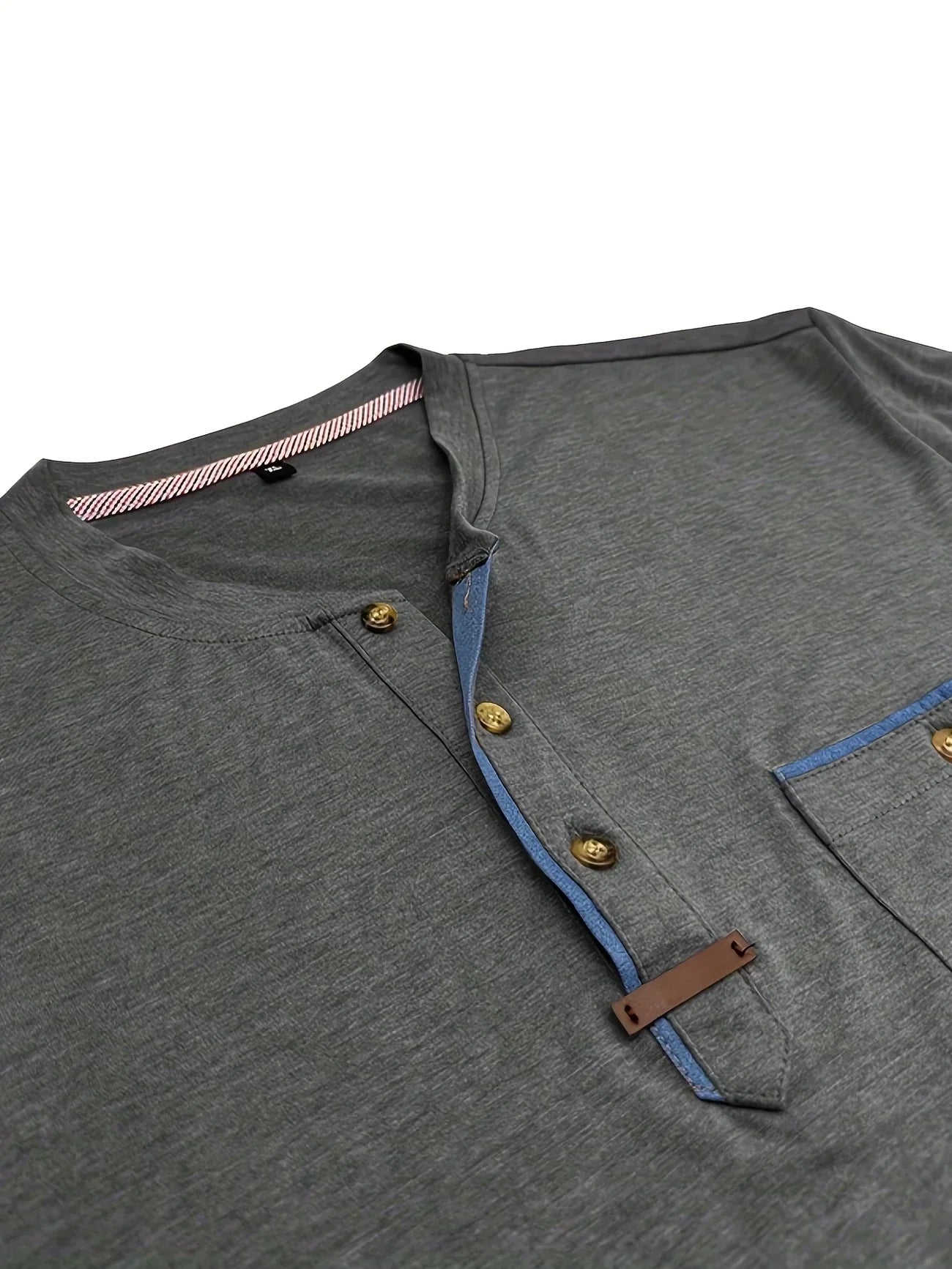 Varel | T-shirt elegante con scollo rotondo e tasca