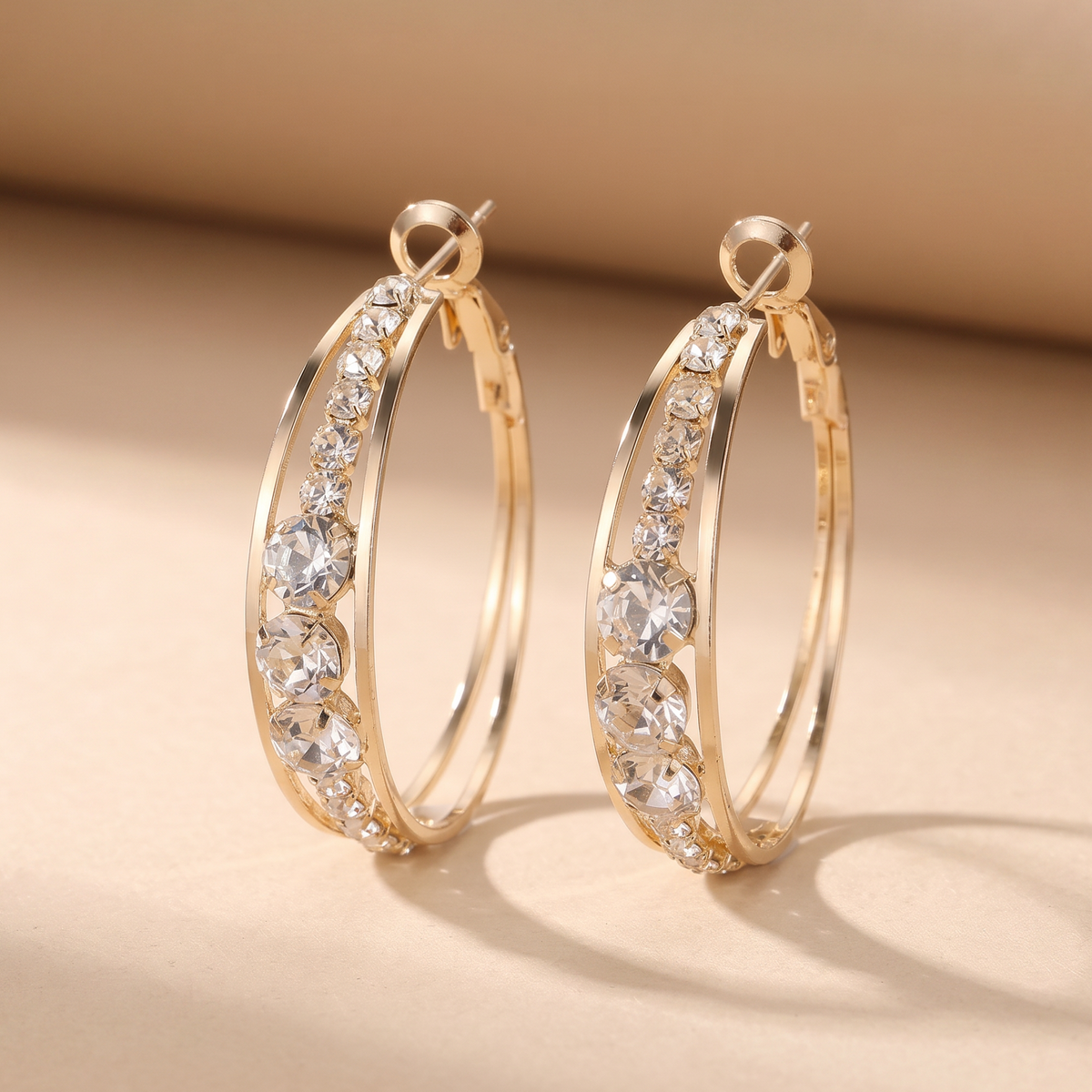 Pendientes de Aro Elegantes y Brillantes