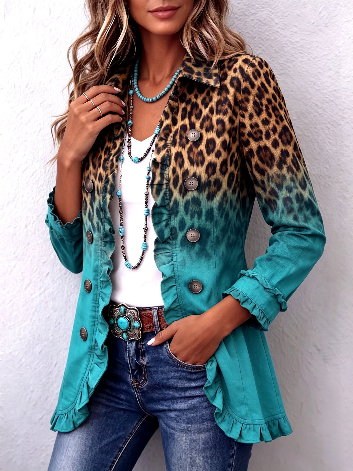 Blazer boho de leopardo y turquesa con volantes